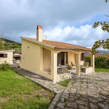 La Casa Del Colle Holiday home